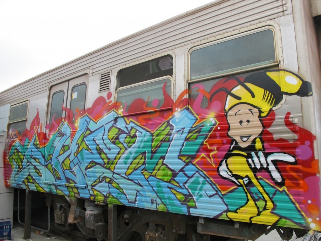 deansunshine_landofsunshine_melbourne_streetart_graffiti_craned trains bombed again 6