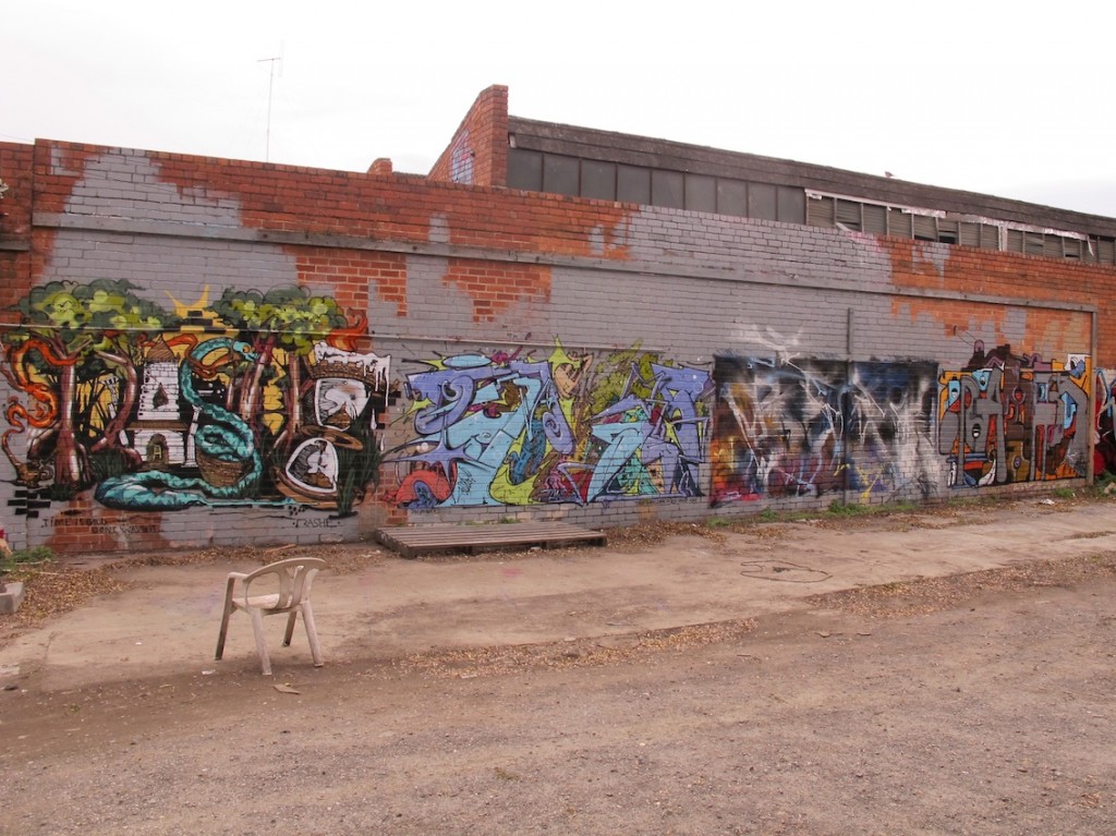 deansunshine_landofsunshine_melbourne_streetart_graffiti four mates and a wall 1