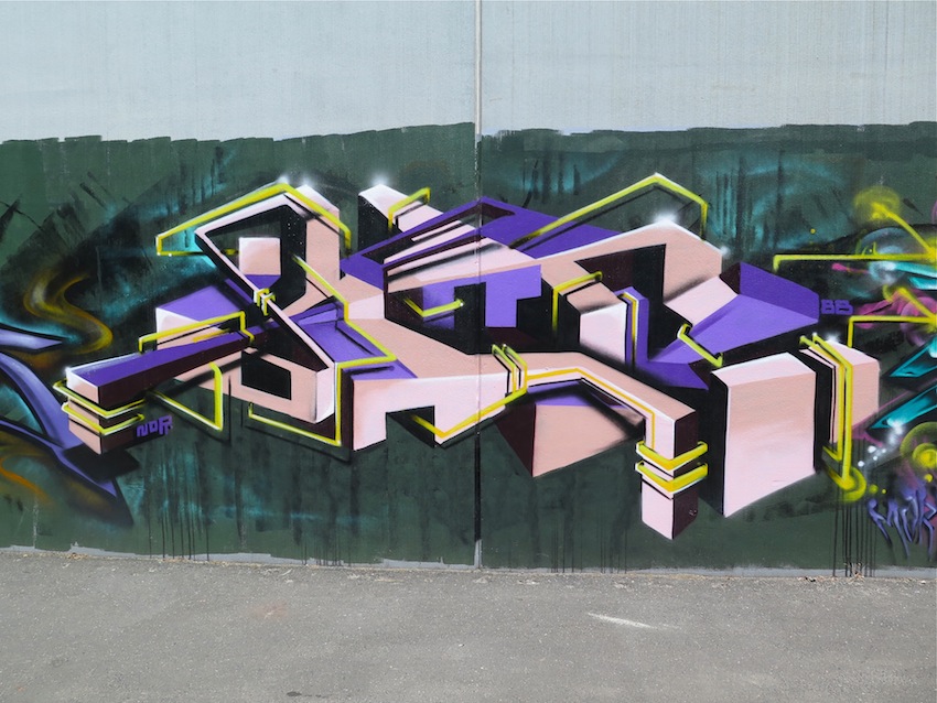 deansunshine_landofsunshine_melbourne_streetart_graffiti_brunswick paint up 7