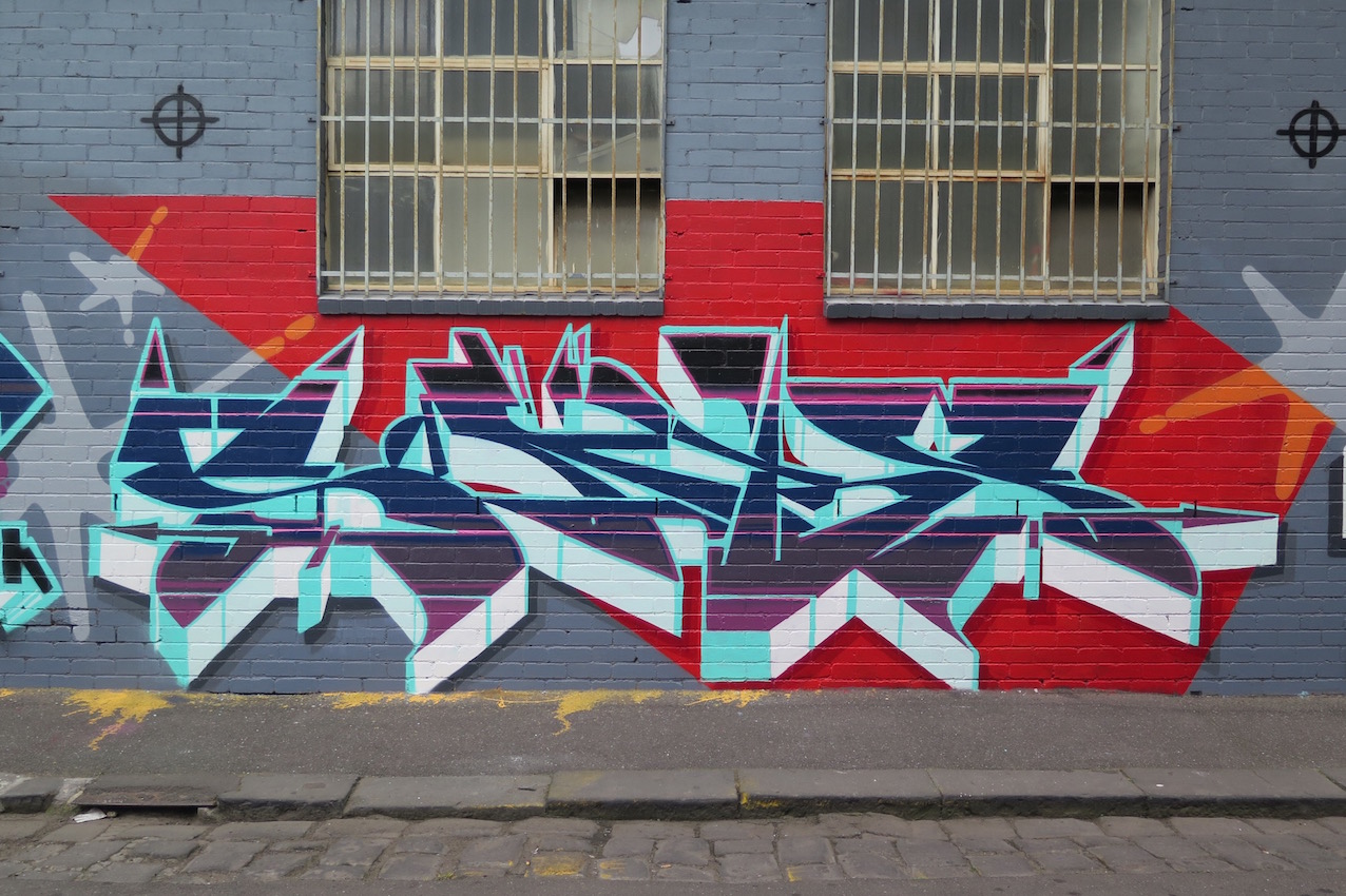 deansunshine_landofsunshine_melbourne_streetart_graffiti_streamline graff wall 5