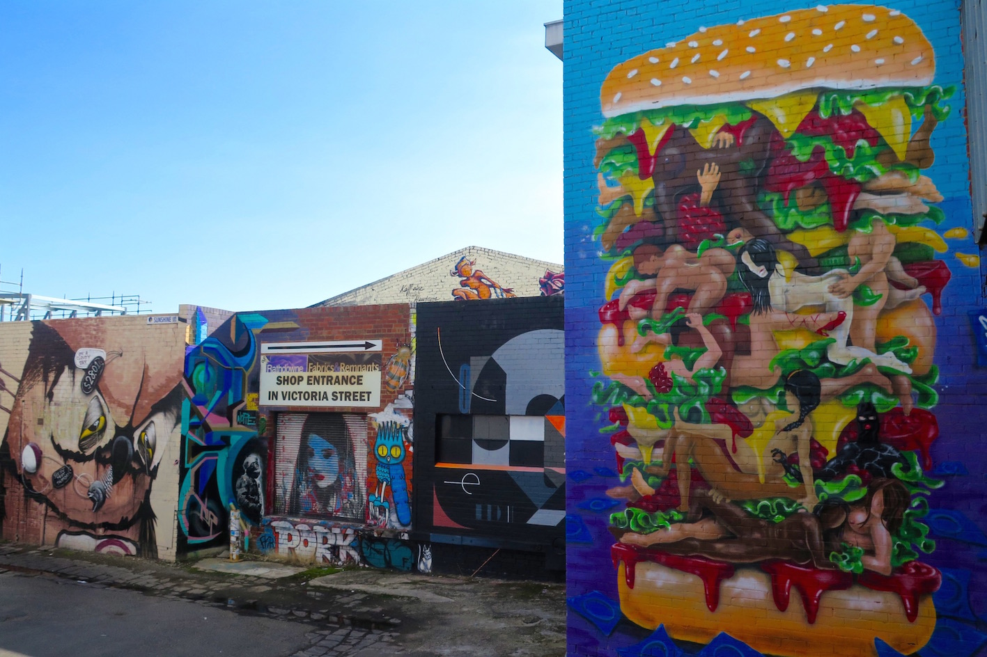 deansunshine_landofsunshine_melbourne_streetart_graffiti_Makatron kama Sutra burger 1