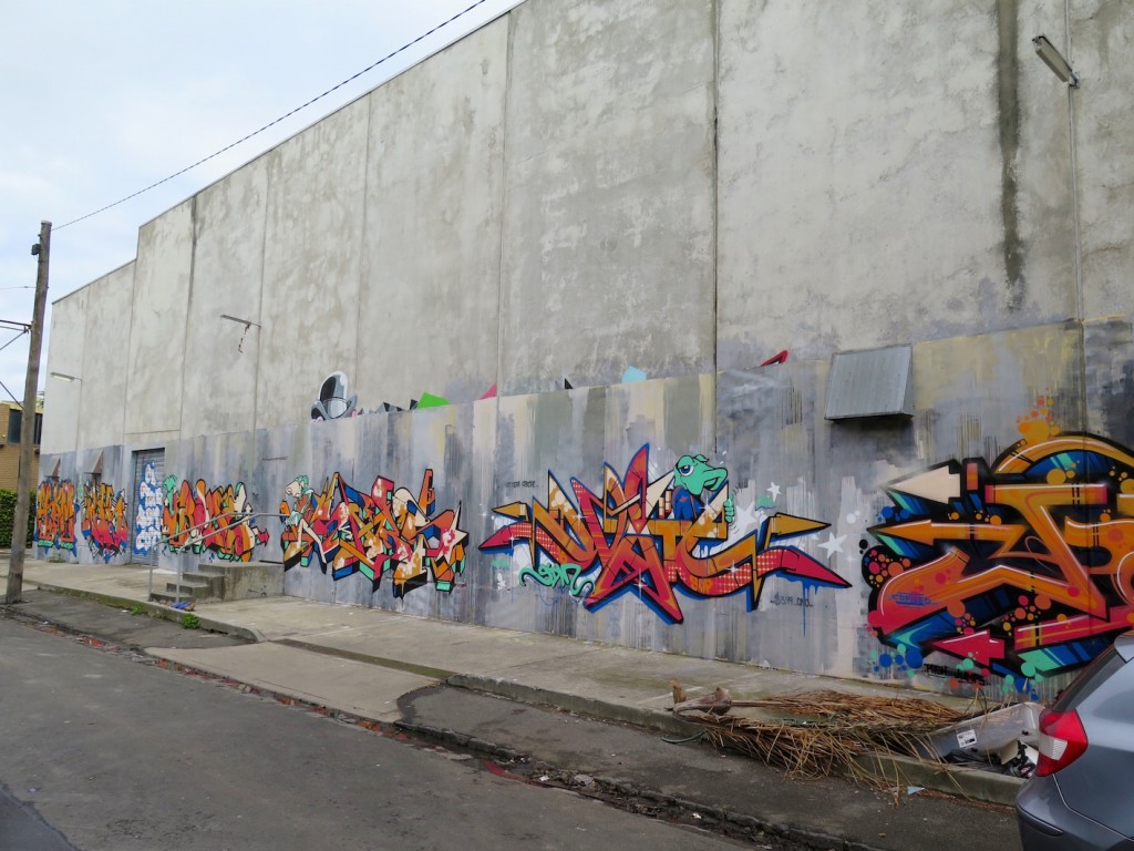 deansunshine_landofsunshine_melbourne_streetart_graffiti_southside graffiti 8
