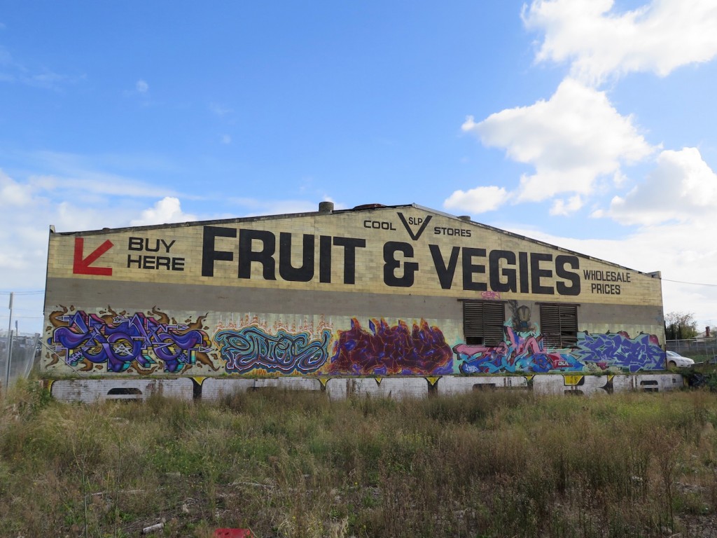 deansunshine_landofsunshine_melbourne_streetart_graffiti_Footscray Fruit & Vegies 7
